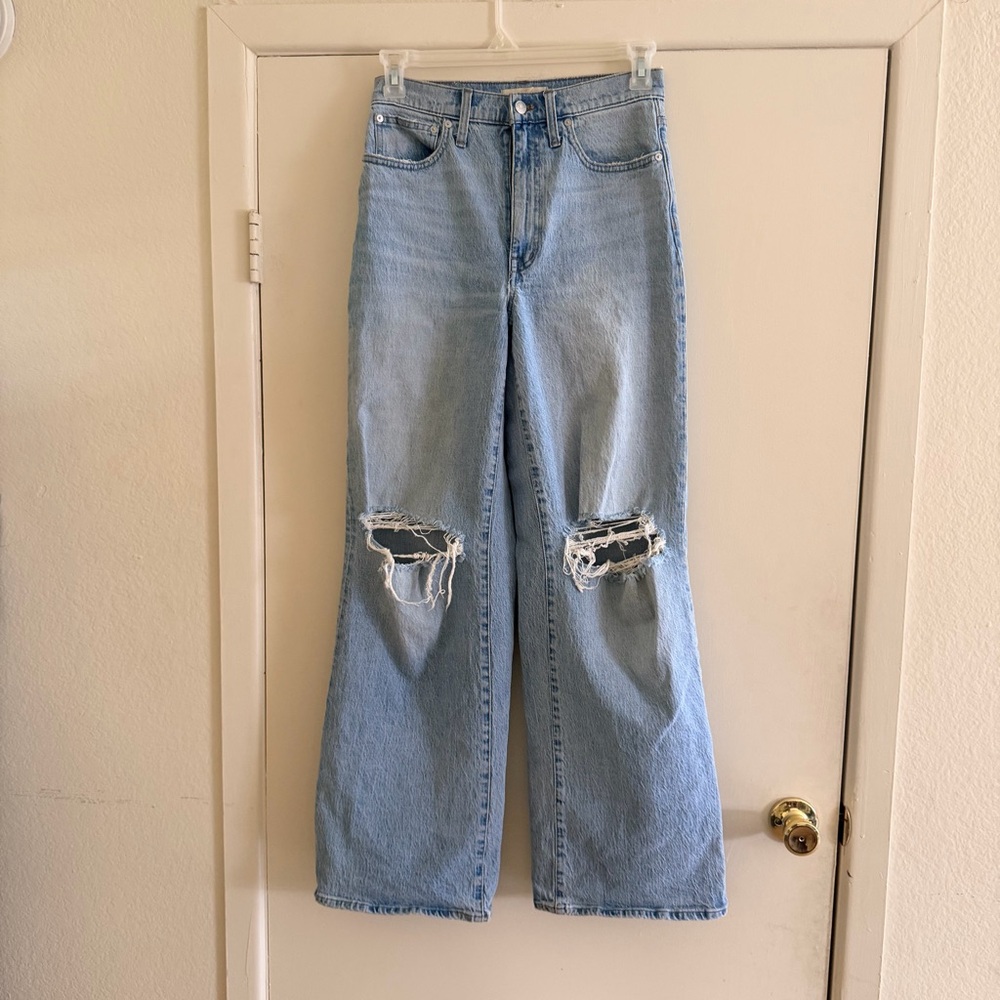 Superwide-Leg Jeans in Amcliffe Wash: Knee-Rip Edition Size 27 - Picture 3 of 9